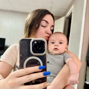 Meet your Posher, Adrianna